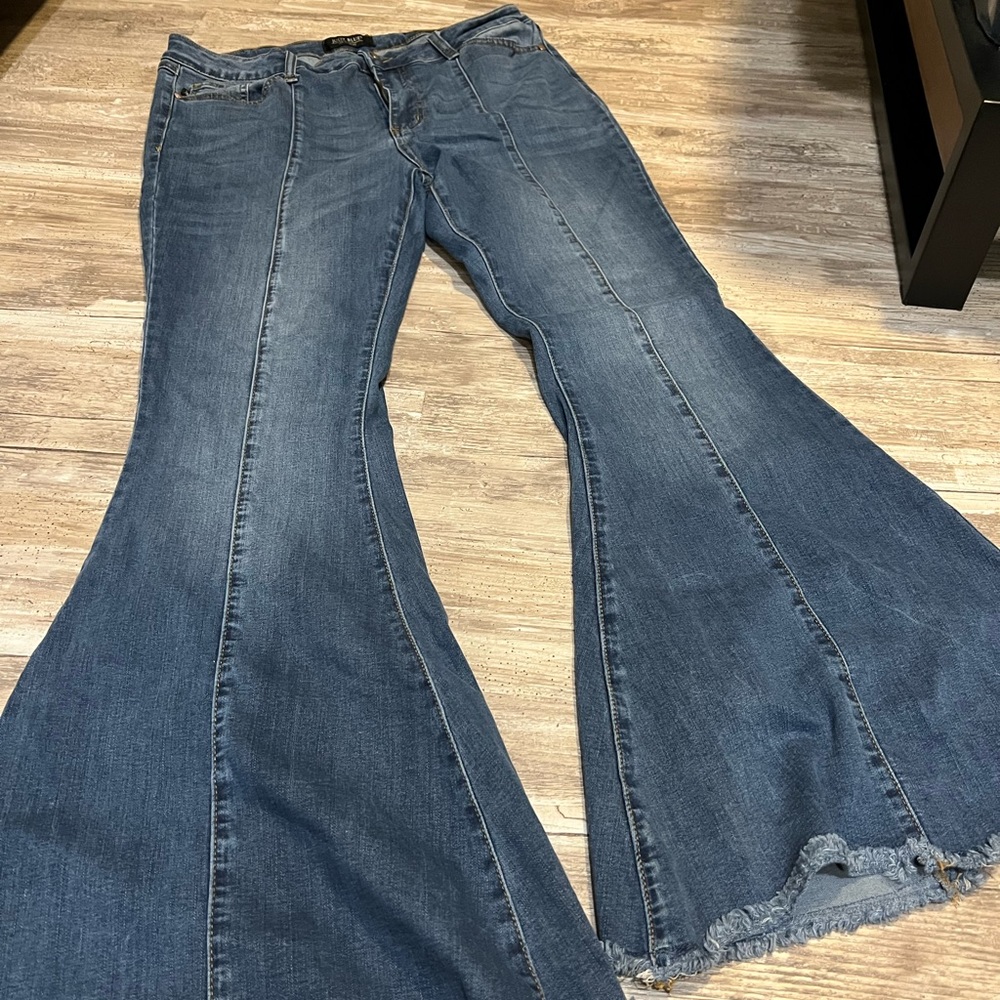 Size 15/33 bell bottom judy blues